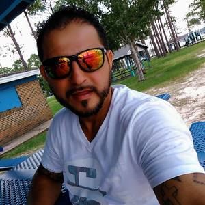 Meet your Posher, Raul